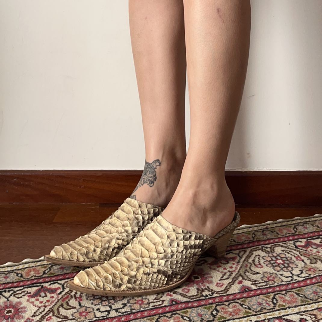 100021_4 Vintage NEW Italian Genuine Snakeskin Mules (EU40.5) - Image 1